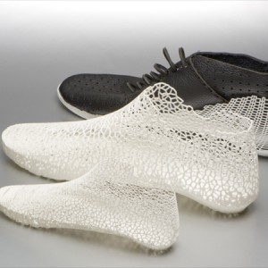 3D打印技术引领鞋帽服饰新潮流 定制化与可持续的未来